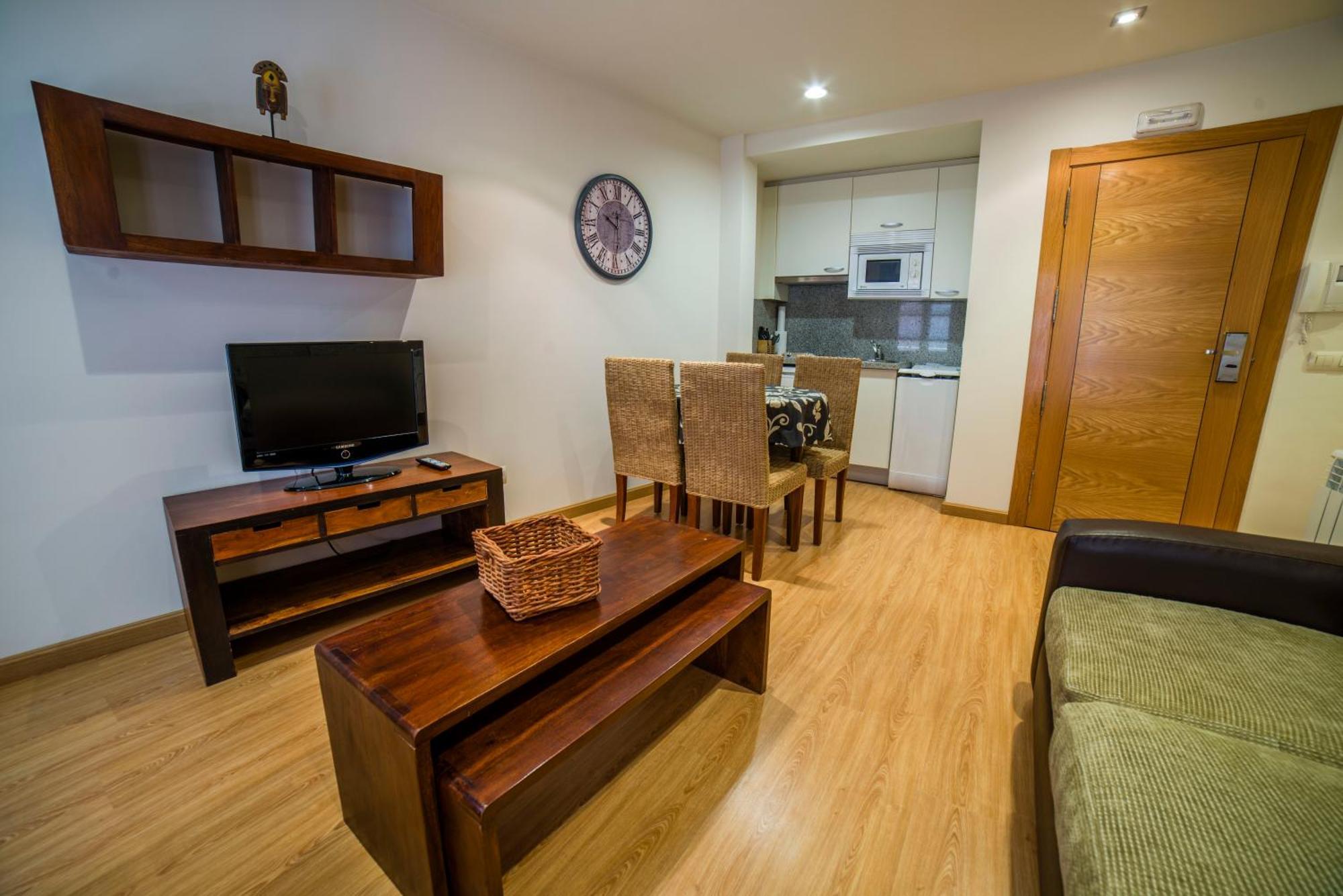 Apartamentos El Cordial De Fausto Llanes Exteriér fotografie